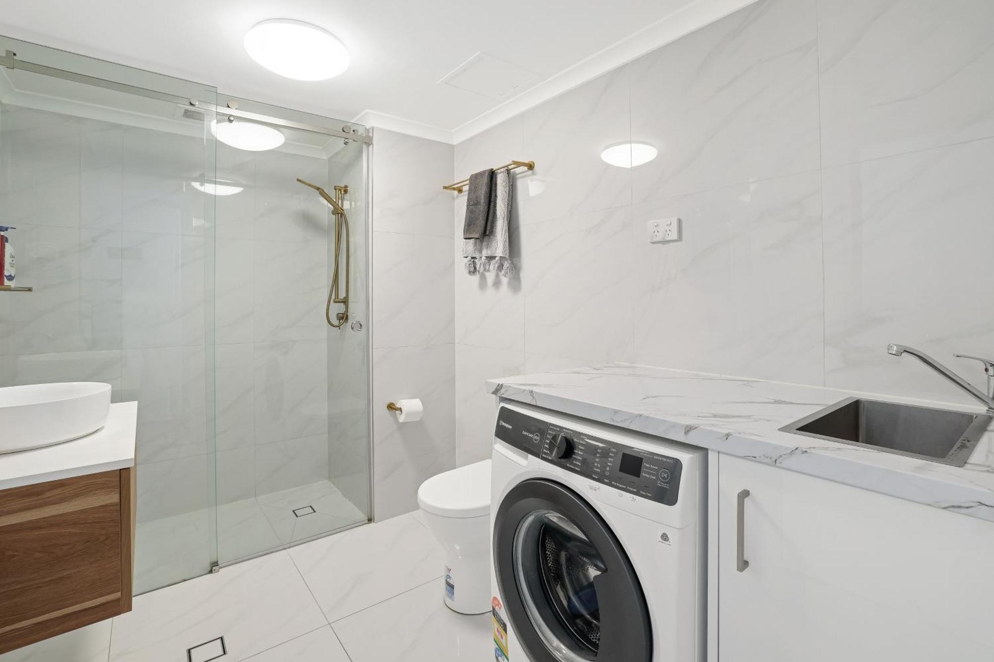 Unit 2 - Spectacular Sea Views In Surfers Paradise Guldkusten Exteriör bild